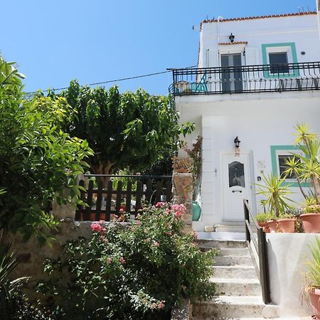 Ravi Boutique Home - 1 Minute Walk From Beach Каливес Екстериор снимка