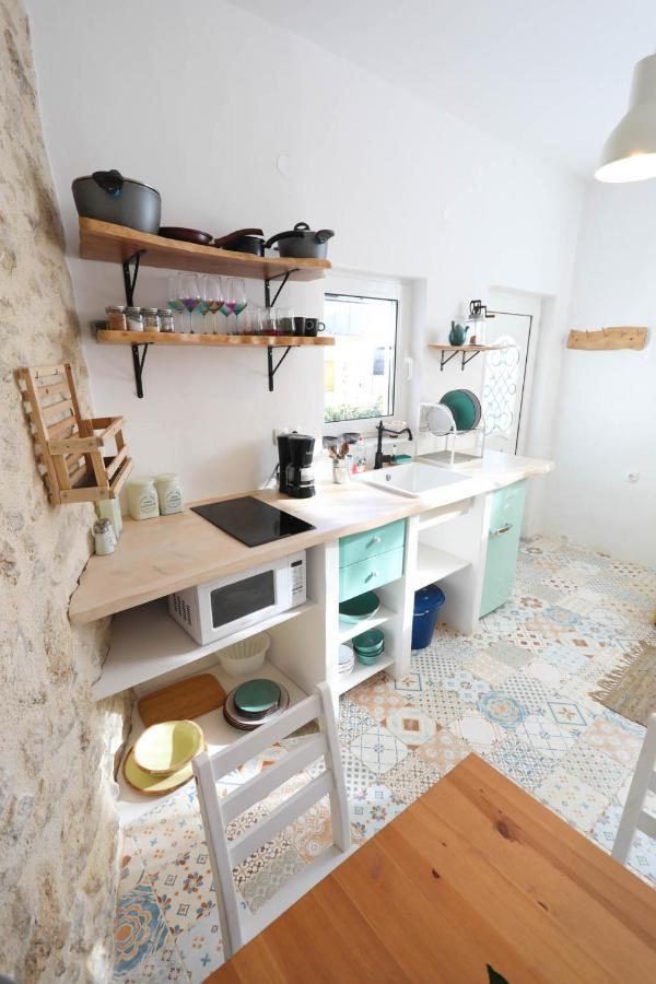 Ravi Boutique Home - 1 Minute Walk From Beach Каливес Екстериор снимка